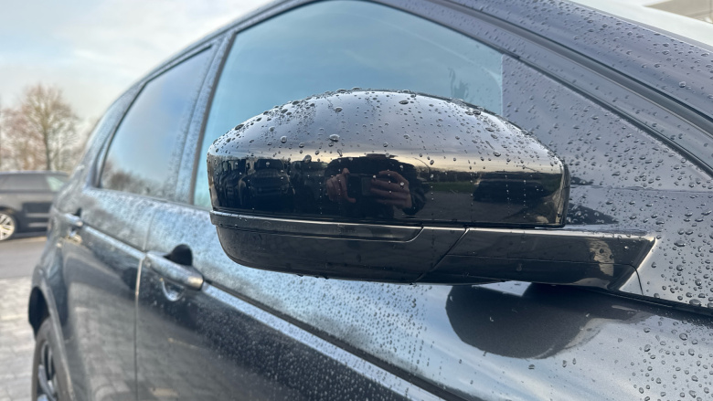 Land Rover Discovery Sport 1.5 P270e Dynamic SE 5dr Auto [5 Seat] Station Wagon